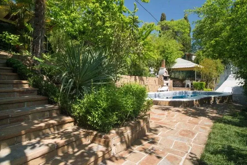 Дом в Крым, Ялта муниципальный округ, Гурзуф пгт  (70 м) - Фото 2