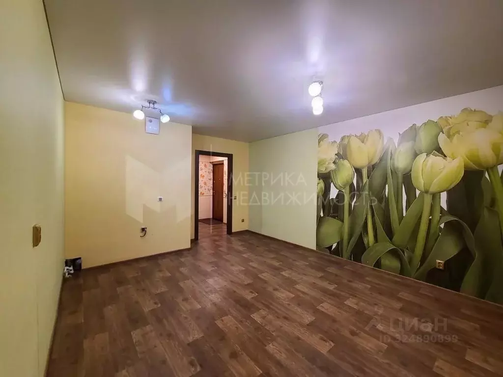 Студия Тюменская область, Тюмень Микрорайон мыс, ул. Судоремонтная, ... - Фото 1