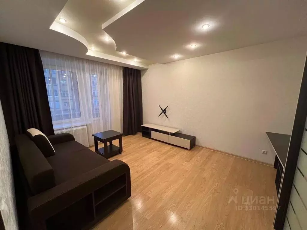 1-к кв. Кировская область, Киров ул. Красина, 5к3 (34.0 м) - Фото 2
