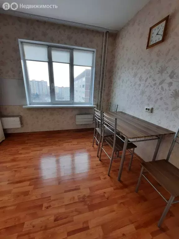 1-комнатная квартира: Екатеринбург, улица Викулова, 65 (40 м) - Фото 1