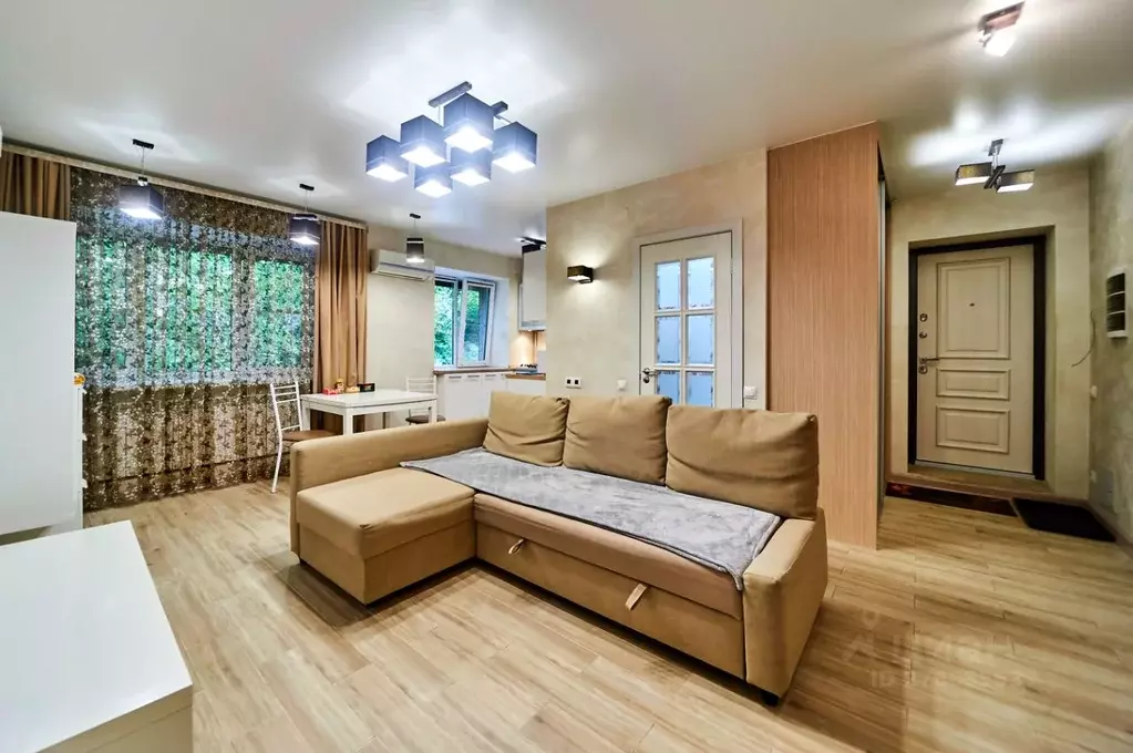 Студия Смоленская область, Смоленск бул. Гагарина, 2/9 (30.0 м) - Фото 1