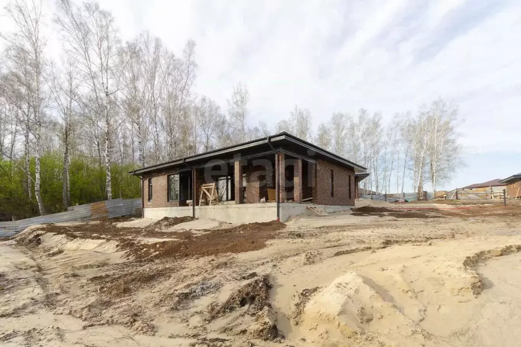 Дом в Тюменская область, Тюменский муниципальный округ, с. Луговое ул. ... - Фото 1