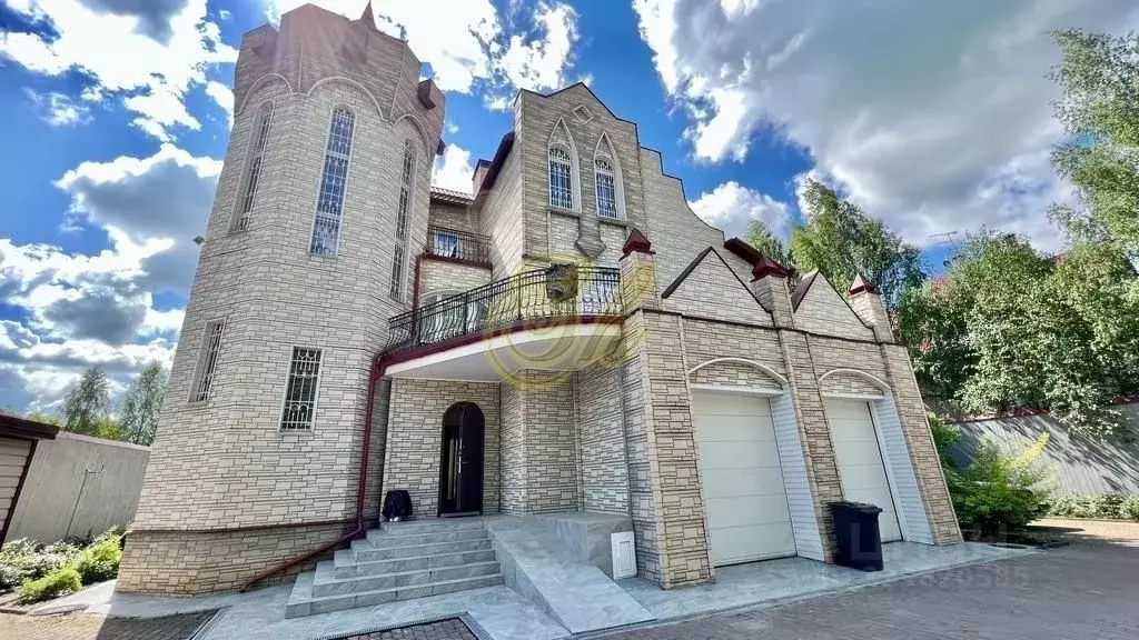 Дом в Московская область, Красногорск городской округ, с. ... - Фото 1