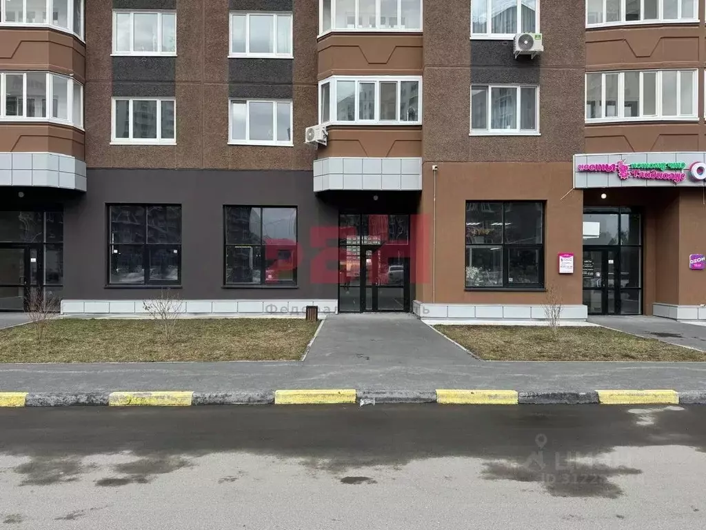 Помещение свободного назначения в Тюменская область, Тюмень ул. ... - Фото 0