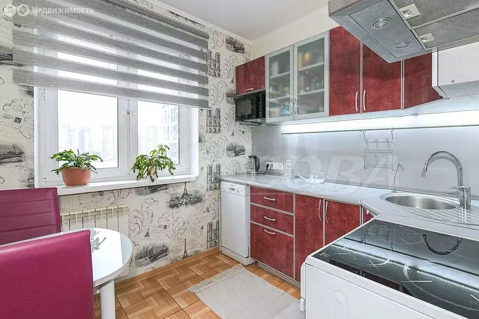 2-комнатная квартира: Тюмень, Профсоюзная улица, 30 (51 м) - Фото 1