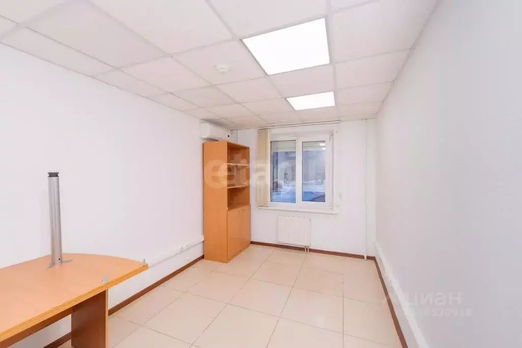 Офис в Пермский край, Пермь ул. Макаренко, 18 (100 м) - Фото 1