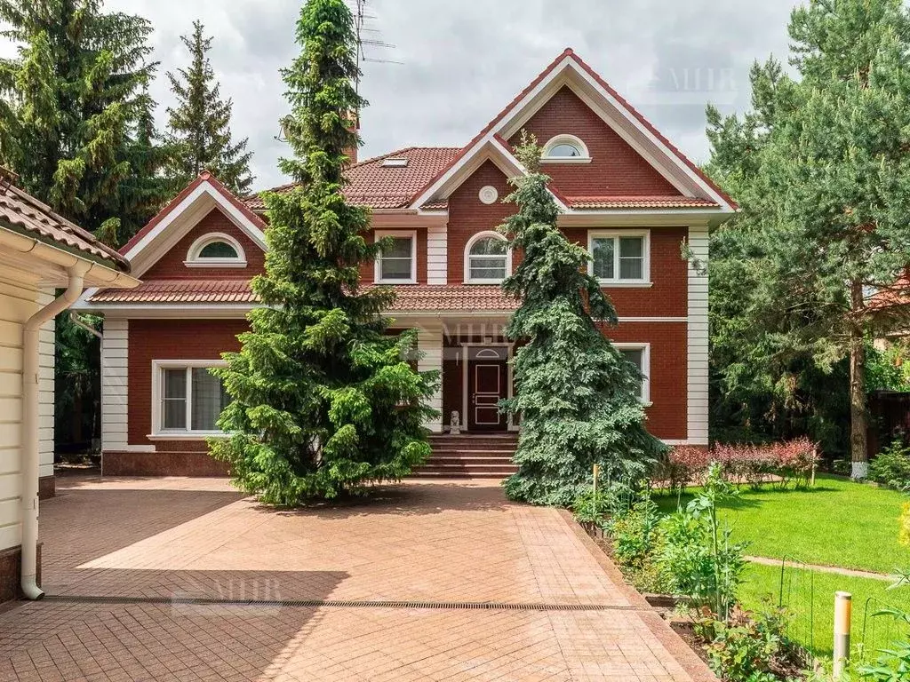 Дом в Московская область, Одинцовский городской округ, пос. Барвиха, ... - Фото 1