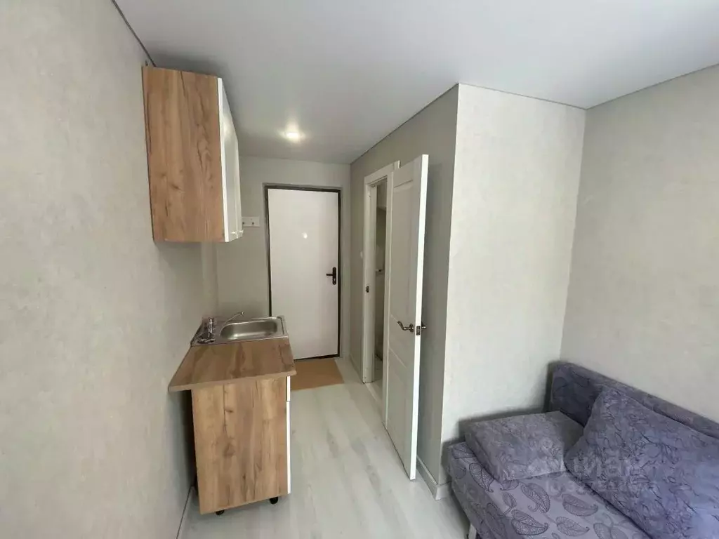 1-к кв. Татарстан, Казань ул. Восстания, 111 (13.0 м) - Фото 2