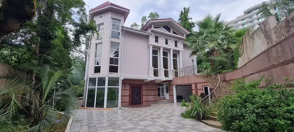 Дом в Краснодарский край, Сочи Сухумское ш., 7А (692 м) - Фото 1