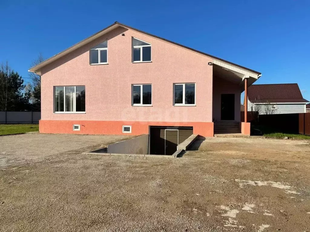 Дом в Псковская область, Псковский район, Логозовская волость, д. ... - Фото 1