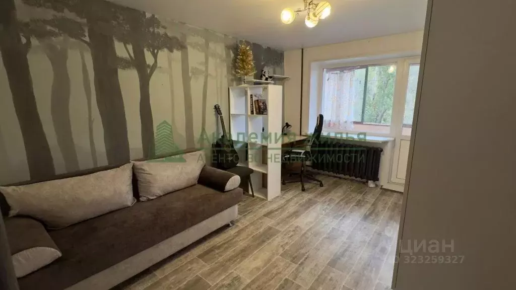 2-к кв. Саратовская область, Саратов Пензенская ул., 1А (47.8 м) - Фото 1