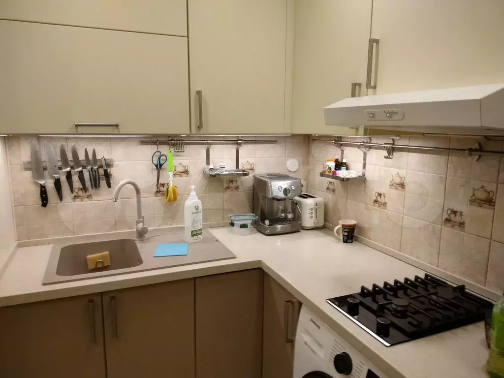 2-к. квартира, 50 м, 1/5 эт. - Фото 0