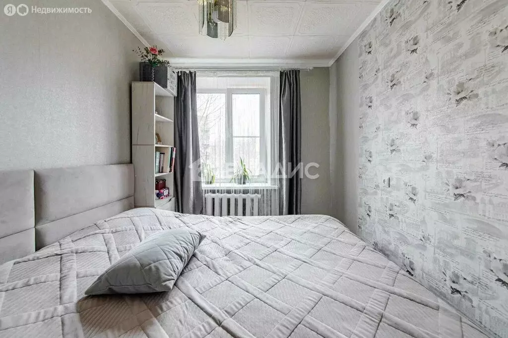 2-комнатная квартира: Санкт-Петербург, улица Ленсовета, 67к2 (42.5 м) - Фото 0
