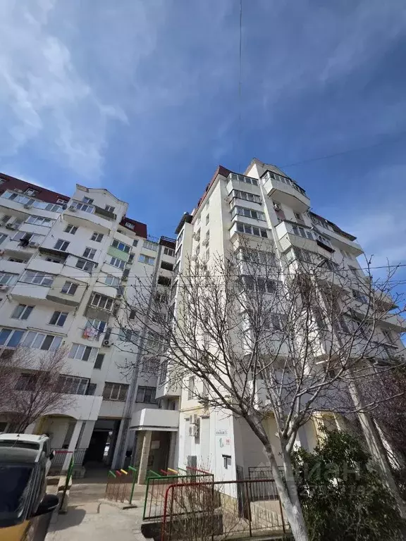 1-к кв. Севастополь ул. Астана Кесаева, 10А (50.2 м) - Фото 1