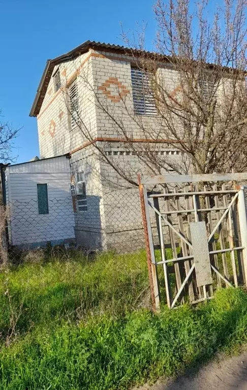 Дом в Волгоградская область, Среднеахтубинский район, Клетское с/пос, ... - Фото 0