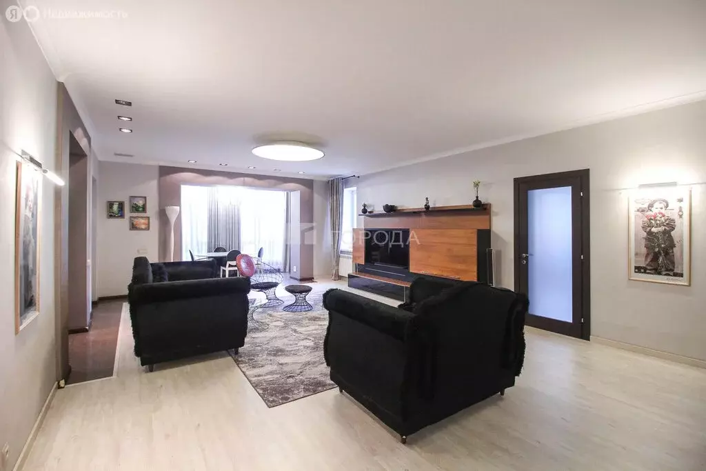 3-комнатная квартира: Барнаул, Змеиногорский тракт, 104А (116.5 м) - Фото 1