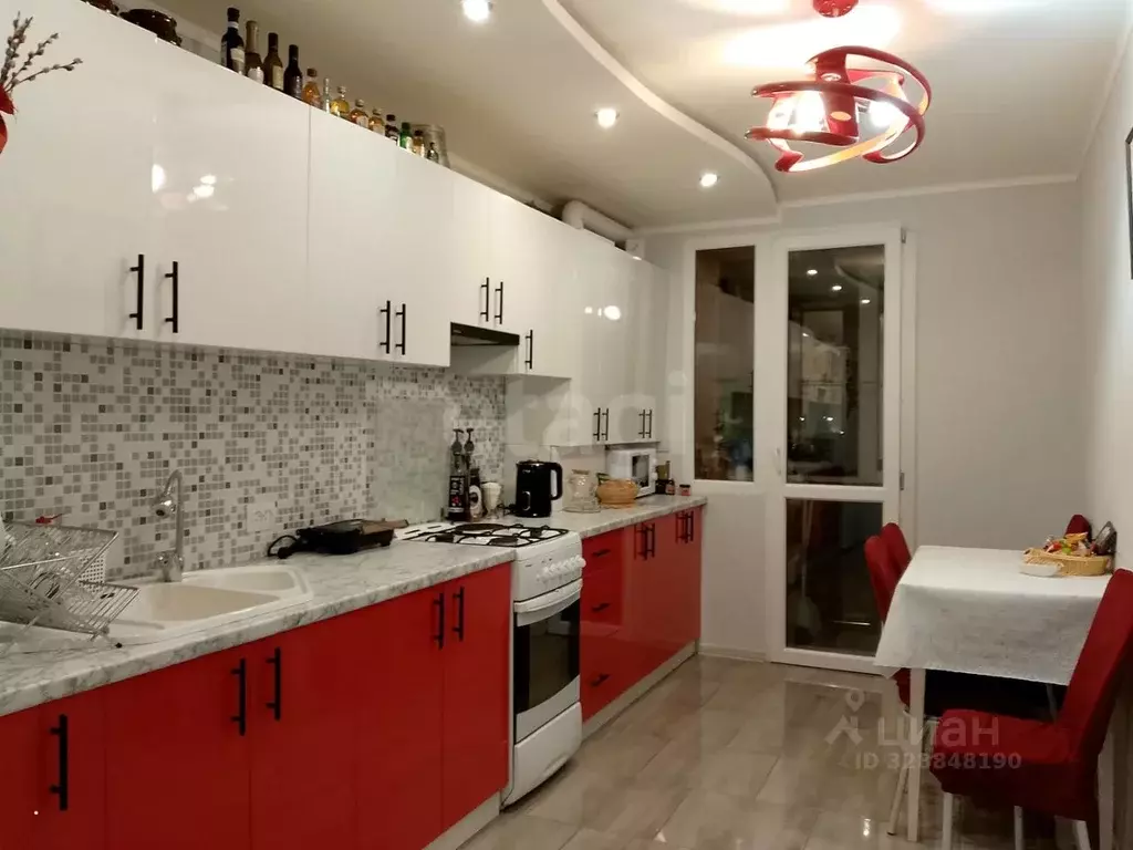 3-к кв. Крым, Судак ул. Алуштинская, 16А (61.1 м) - Фото 1