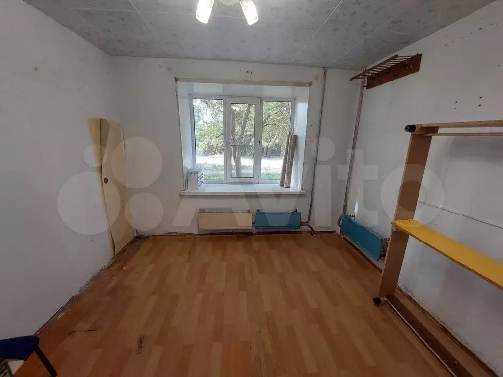 Комната 15 м в 8-к., 1/5 эт. - Фото 0
