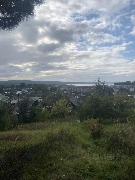 Дом в Свердловская область, Верх-Нейвинский пгт ул. Нагорная (21 м) - Фото 1