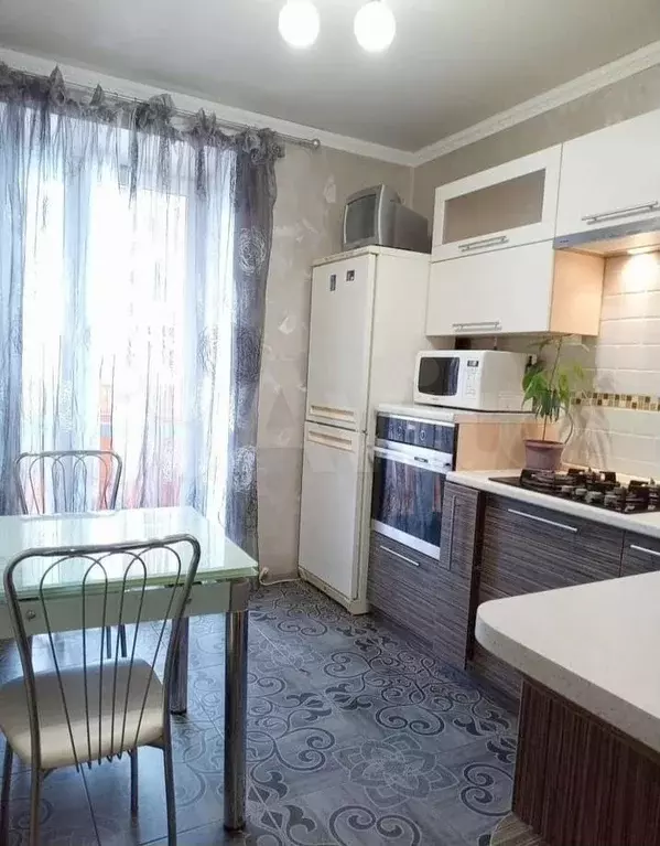 2-к. квартира, 55 м, 5/10 эт. - Фото 1