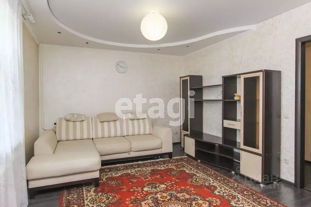 2-к кв. Тюменская область, Тюмень Микрорайон мыс, ул. Малиновского, ... - Фото 1