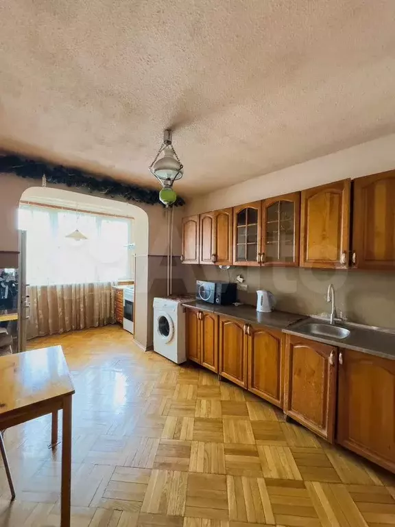 3-к. квартира, 75 м, 3/9 эт. - Фото 0