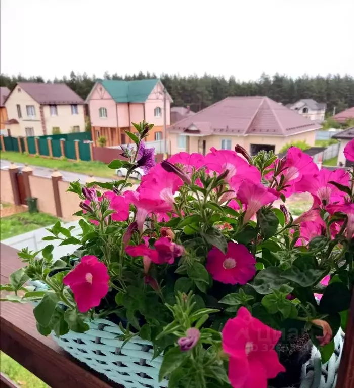 Коттедж в Курская область, Курский район, Моковский сельсовет, д. ... - Фото 1