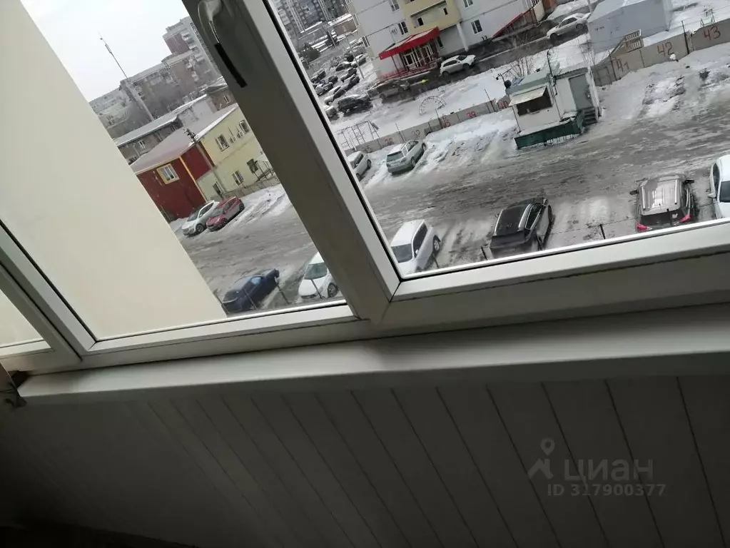 1-к кв. Омская область, Омск ул. 6-я Линия, 182 (45.0 м) - Фото 1