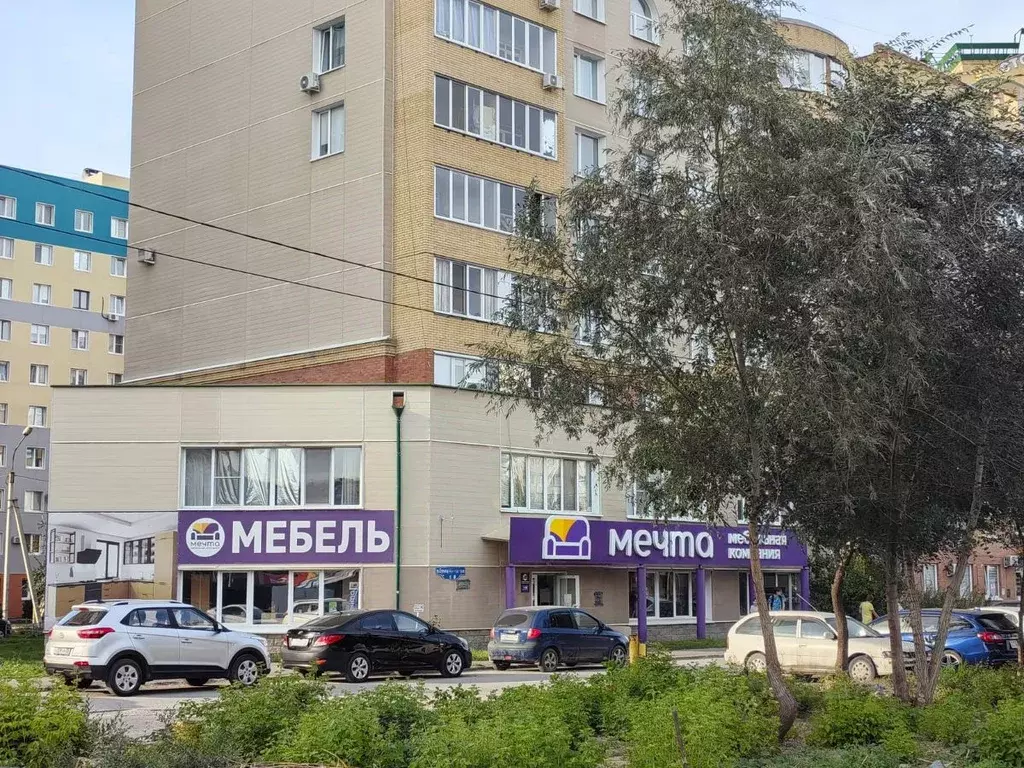 Помещение свободного назначения в Омская область, Омск бул. ... - Фото 1