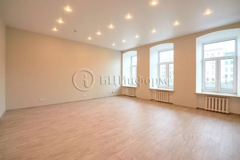 Офис в Санкт-Петербург наб. Реки Фонтанки, 38 (70 м) - Фото 1