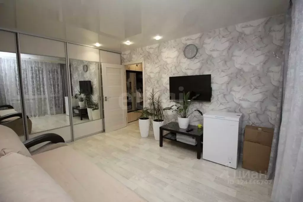 2-к кв. Вологодская область, Шексна рп, Шексна Северная мкр ул. Труда, ... - Фото 1