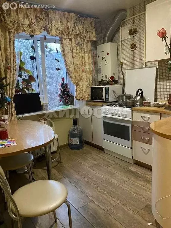 3-комнатная квартира: Воронеж, улица Алексеевского, 20 (55 м) - Фото 0