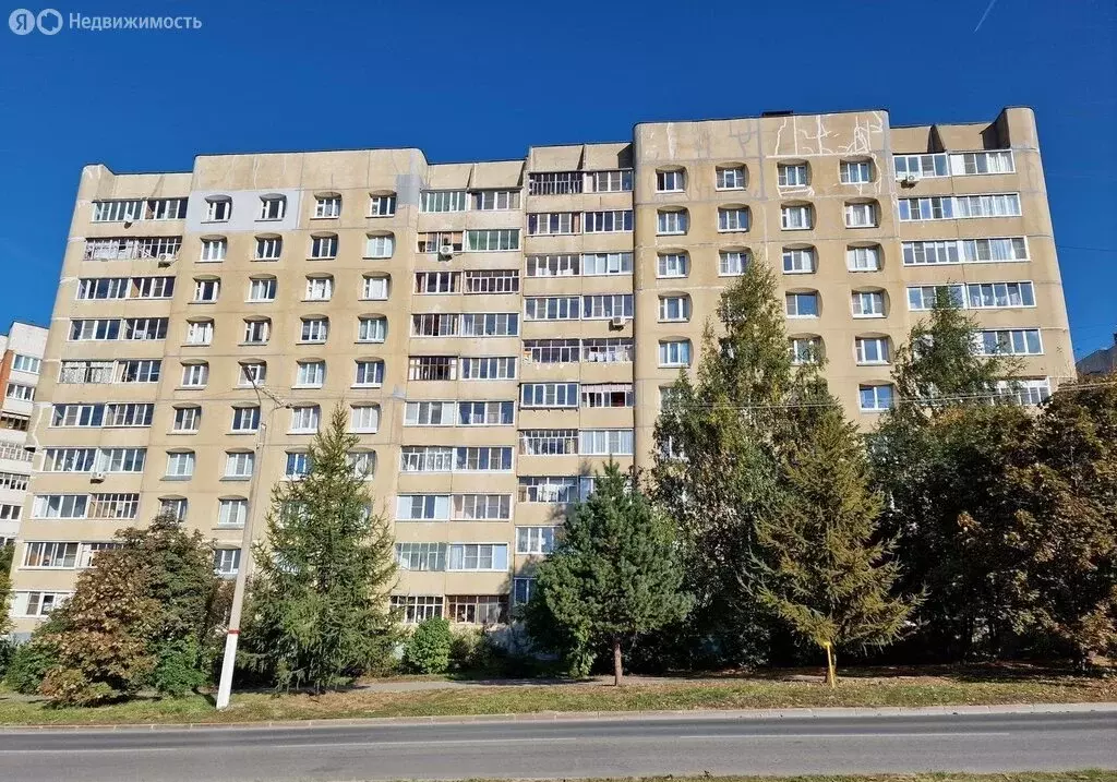 3-комнатная квартира: Чебоксары, улица Чернышевского, 32 (70.1 м) - Фото 1