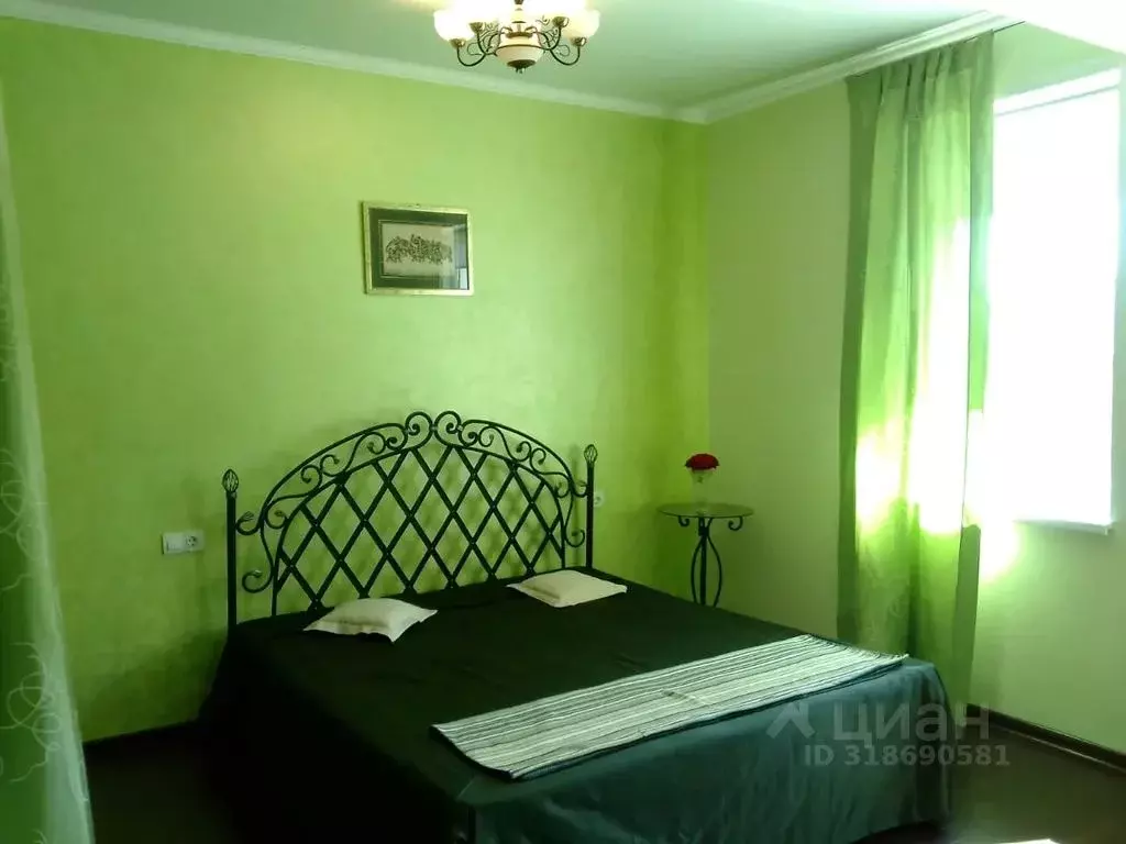 2-к кв. Крым, Алушта ул. Краснофлотская, 47 (60.0 м) - Фото 0