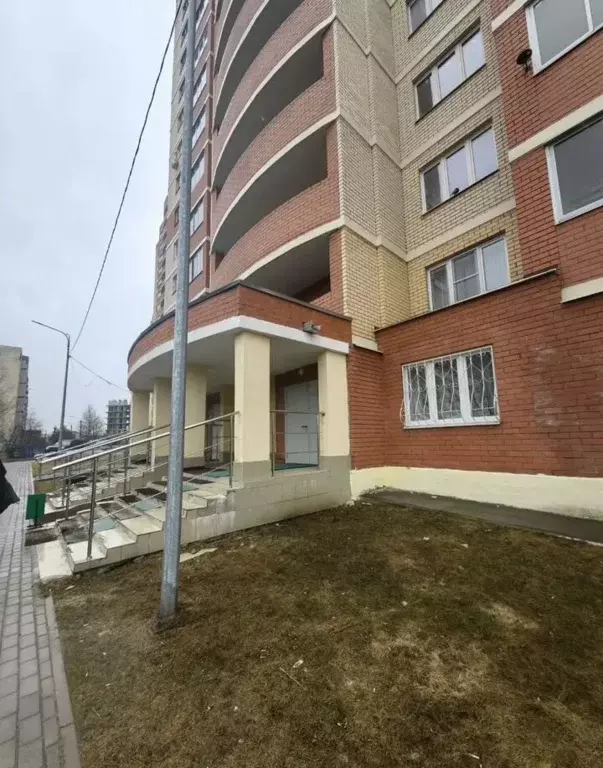 Продается 2-комнатная квартира - Фото 1