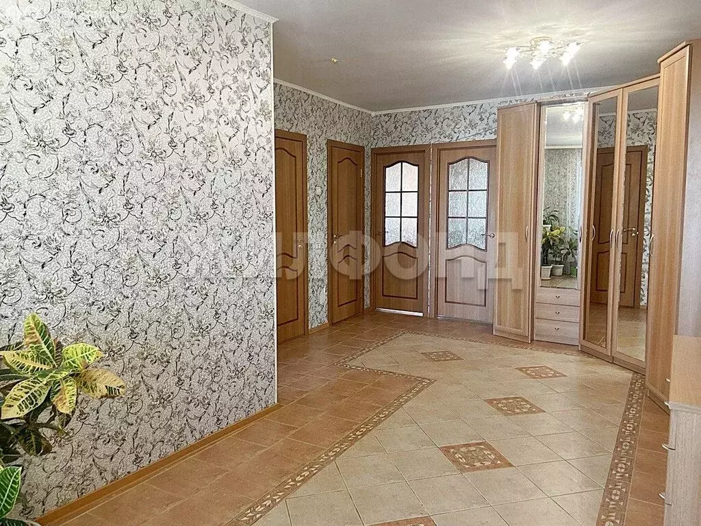 3-комнатная квартира: Новосибирск, улица Пархоменко, 102 (91.3 м) - Фото 0