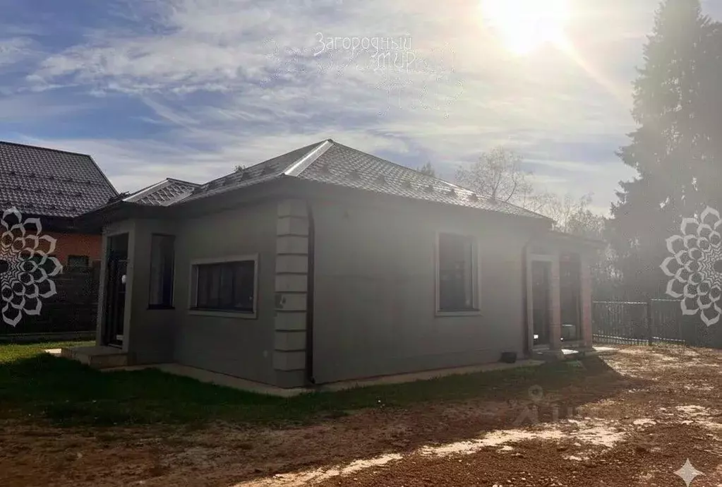 Коттедж в Московская область, Истра муниципальный округ, с. Дарна  ... - Фото 1