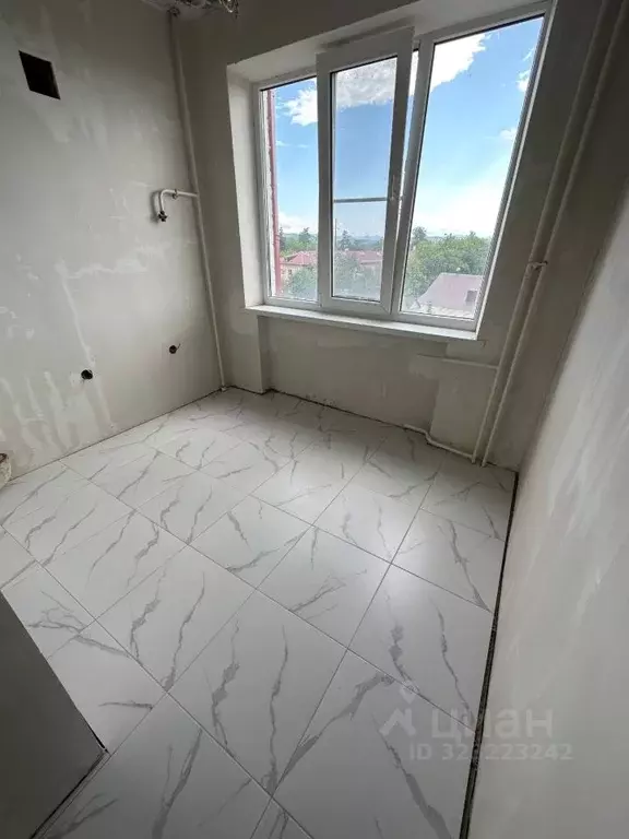 2-к кв. Краснодарский край, Абинский район, Ахтырское городское ... - Фото 1