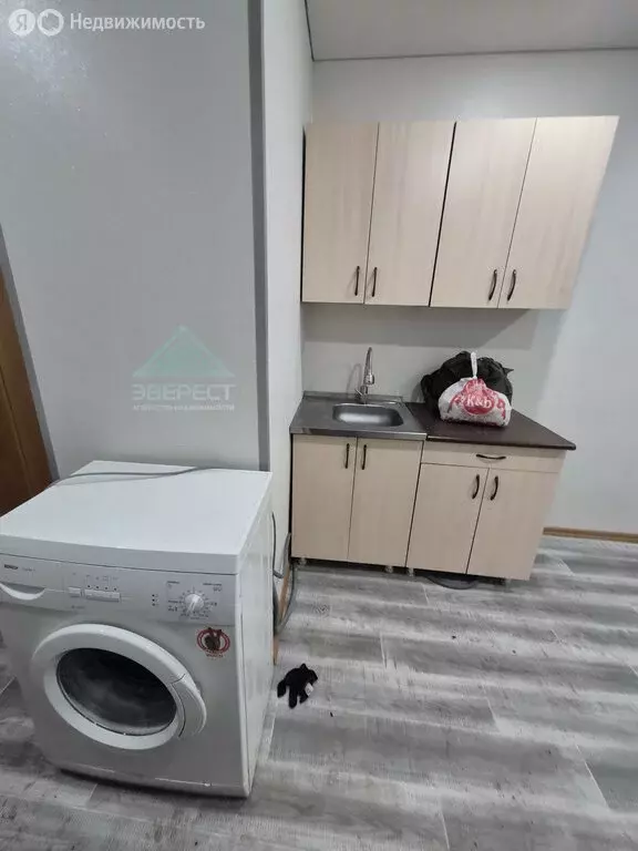 Квартира-студия: Абакан, Советская улица, 177 (17 м) - Фото 2