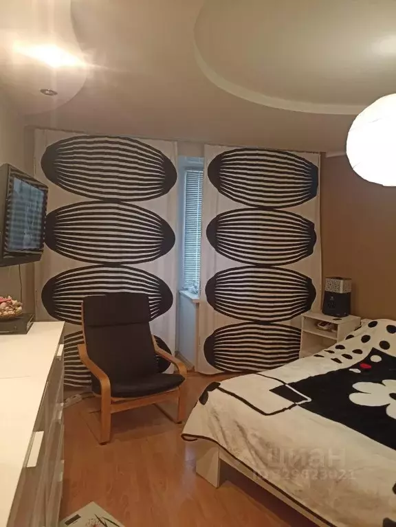 4-к кв. Челябинская область, Златоуст Молодежный кв-л, 8 (80.9 м) - Фото 1