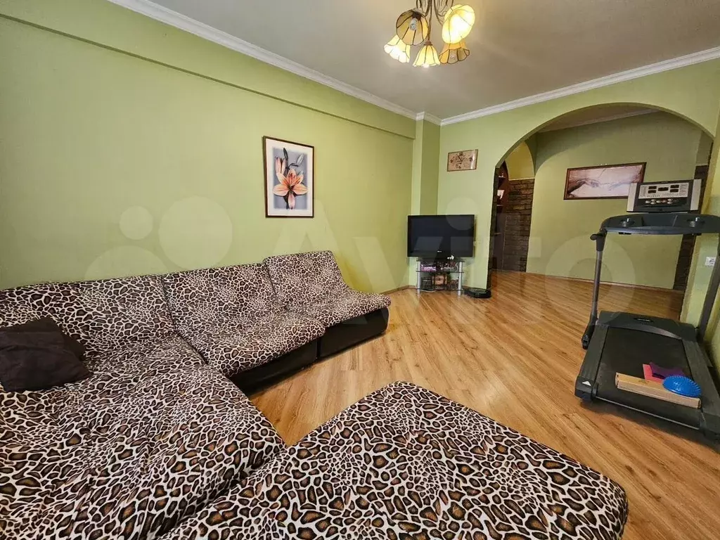 3-к. квартира, 90 м, 4/4 эт. - Фото 0