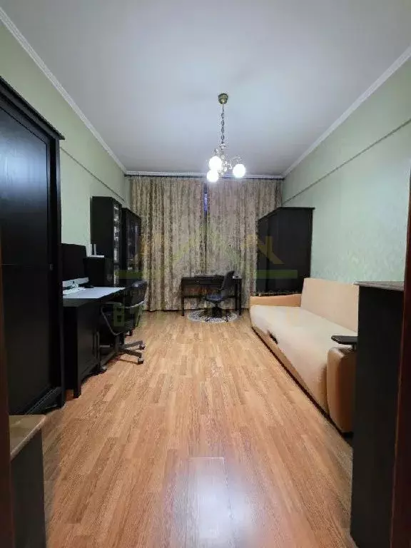 Продается 4-комнатная квартира - Фото 1