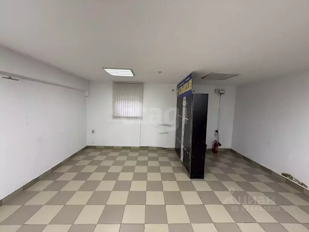 Помещение свободного назначения в Крым, Симферополь ул. Беспалова (25 ... - Фото 2