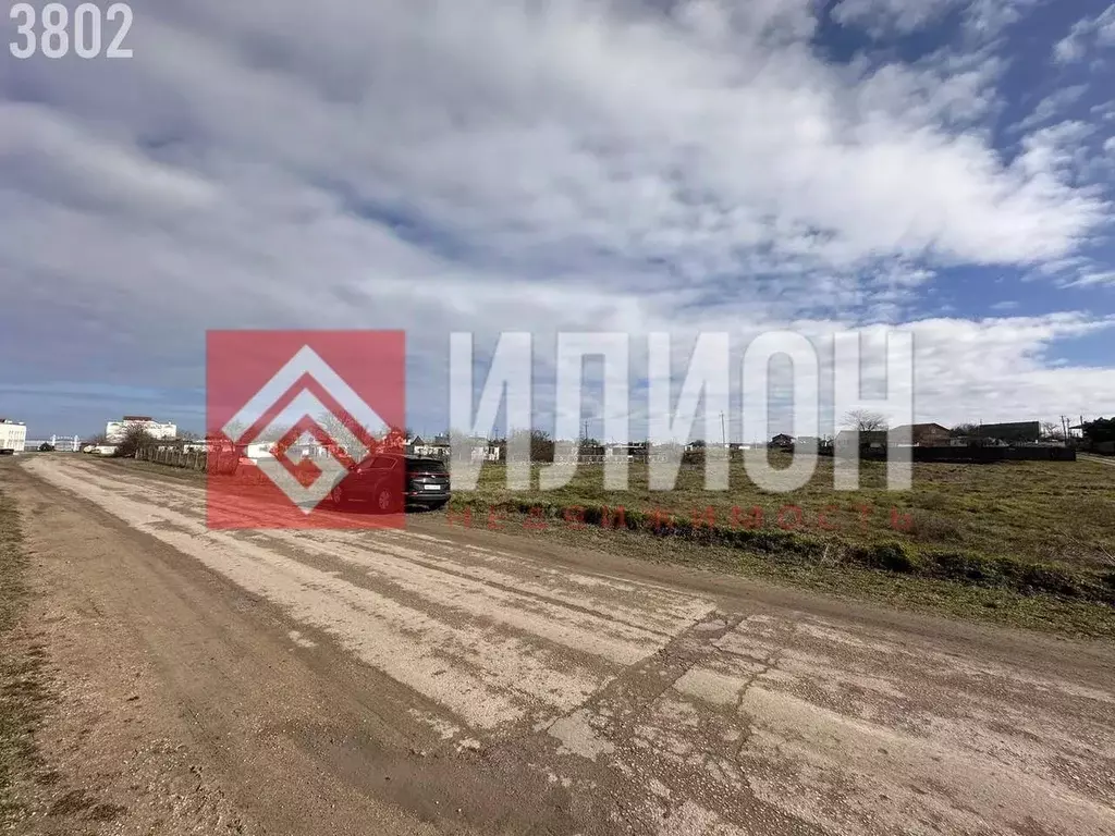 Участок в Крым, Ленинский район, Семисотское с/пос, с. Каменское ул. ... - Фото 2