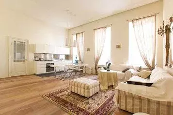 3-к кв. Санкт-Петербург наб. Реки Мойки, 40 (100.0 м) - Фото 0