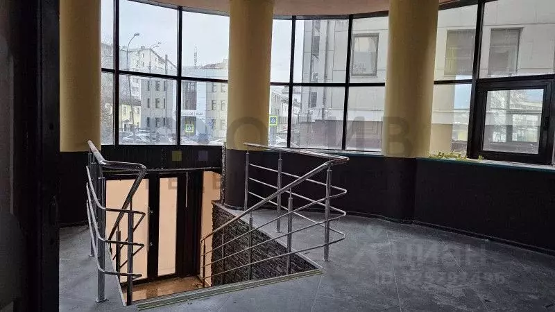 Помещение свободного назначения в Тюменская область, Тюмень ул. ... - Фото 1