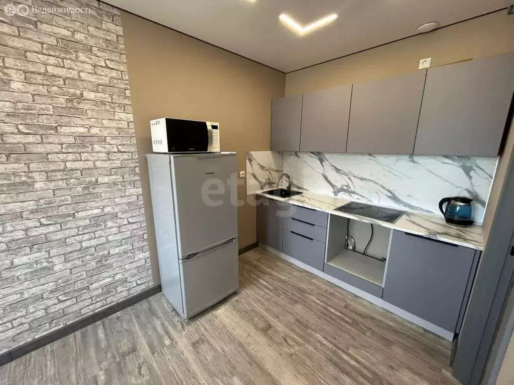 2-комнатная квартира: Тюмень, Харьковская улица, 72А (52.9 м) - Фото 2