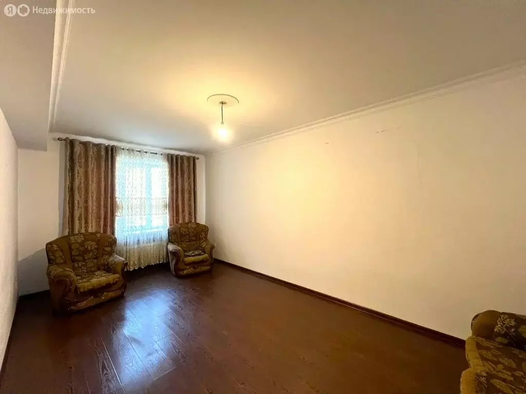 1-комнатная квартира: Махачкала, Газопроводная улица, 8к14 (55 м) - Фото 2