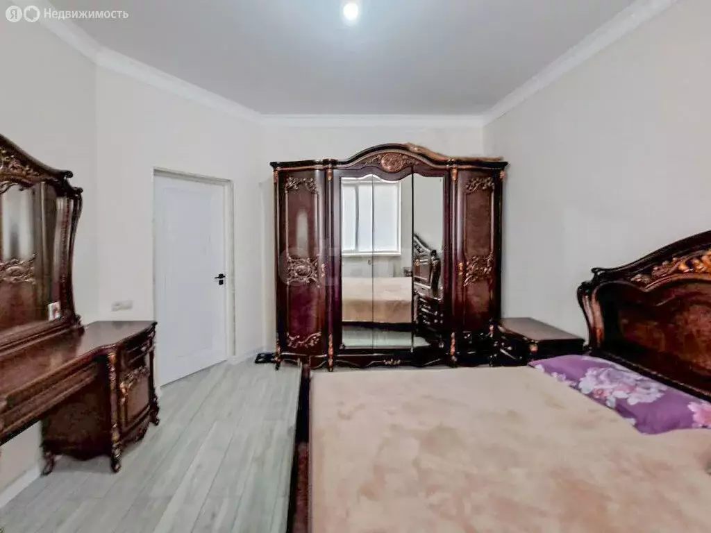 2-комнатная квартира: Чегем, улица имени М.В. Сижажева, 1Бк8 (68 м) - Фото 1
