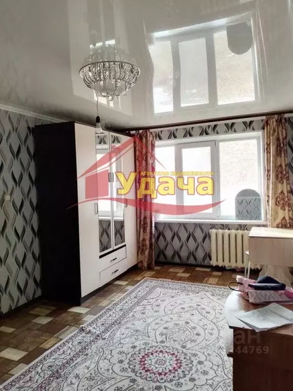 2-к кв. Оренбургская область, Орск просп. Мира, 17А (46.3 м) - Фото 0